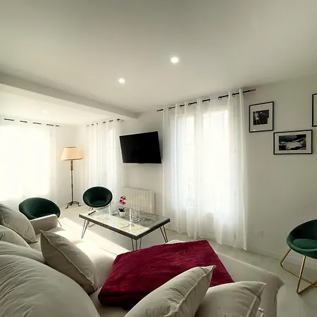 Appartement La Riche Histoire De *