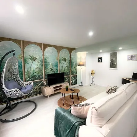 Apartment La Riche Histoire De