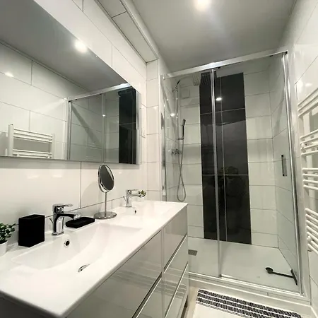 La Riche Histoire De Apartment Pézenas